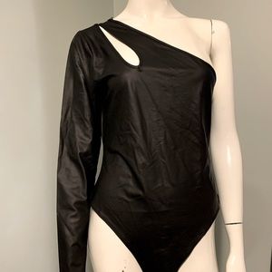 Super cute body suit